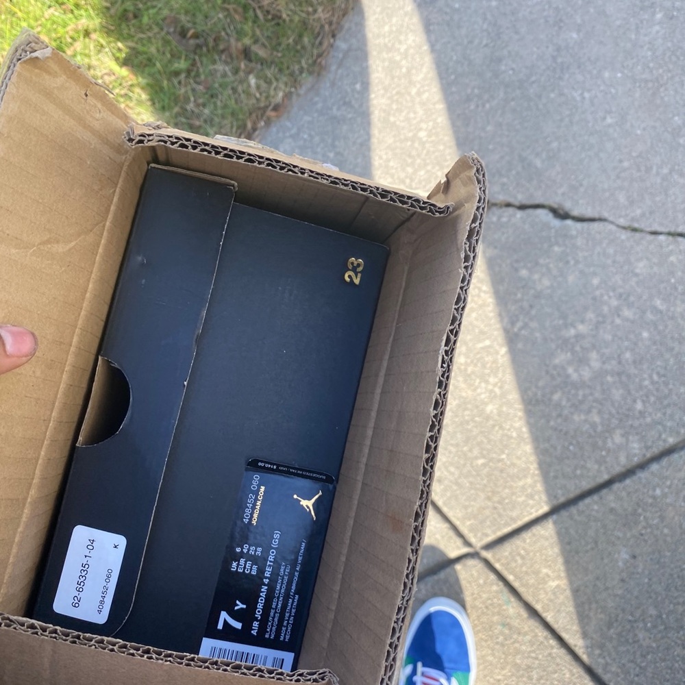 tracking # - Picture 2 of 3